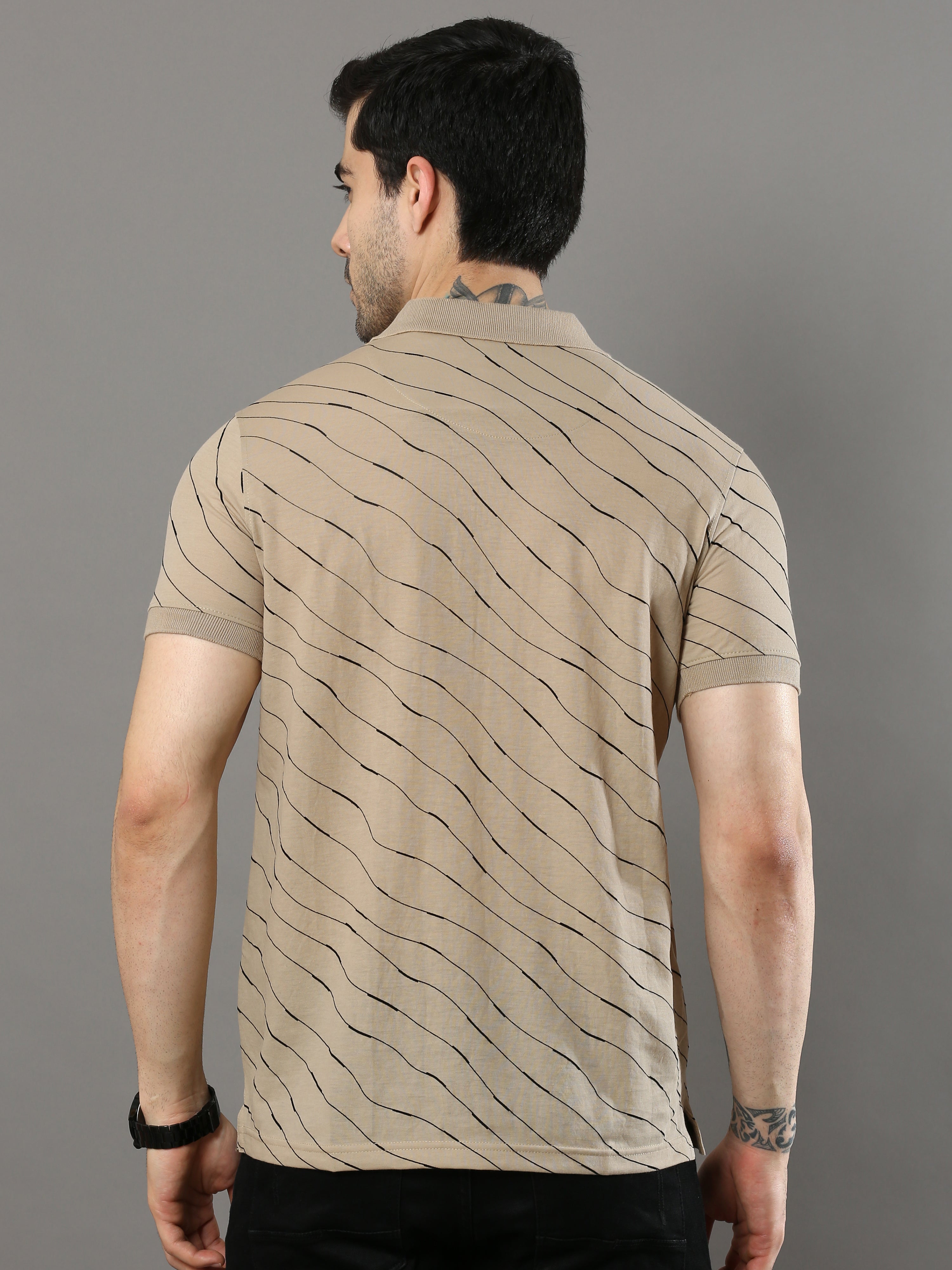 Men's Beige Regular Fit Printed Polo Neck Half Sleeves T-Shirt
