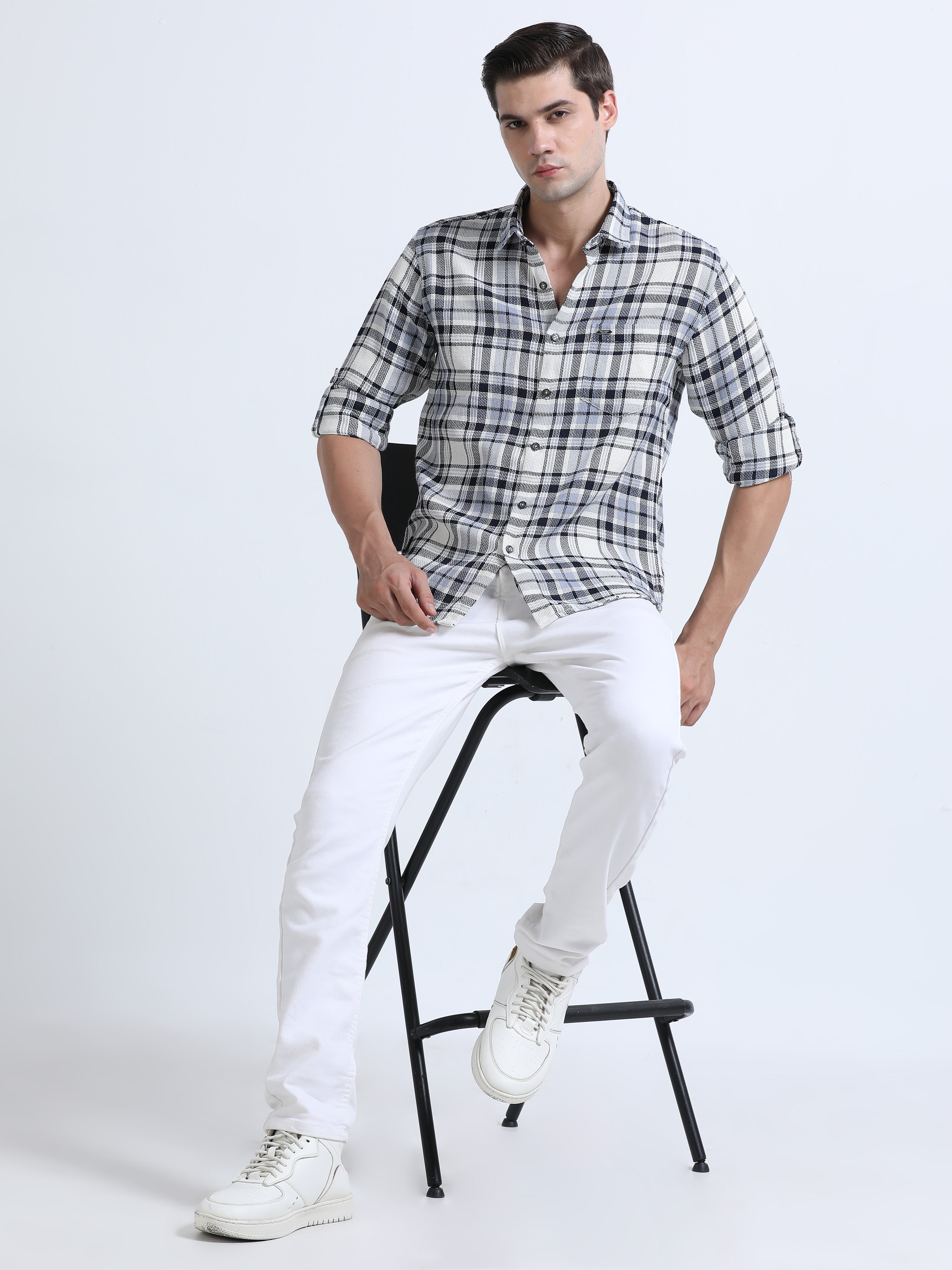 Men's Blue Slim Fit Checkered Full Sleeve Casual Shirt