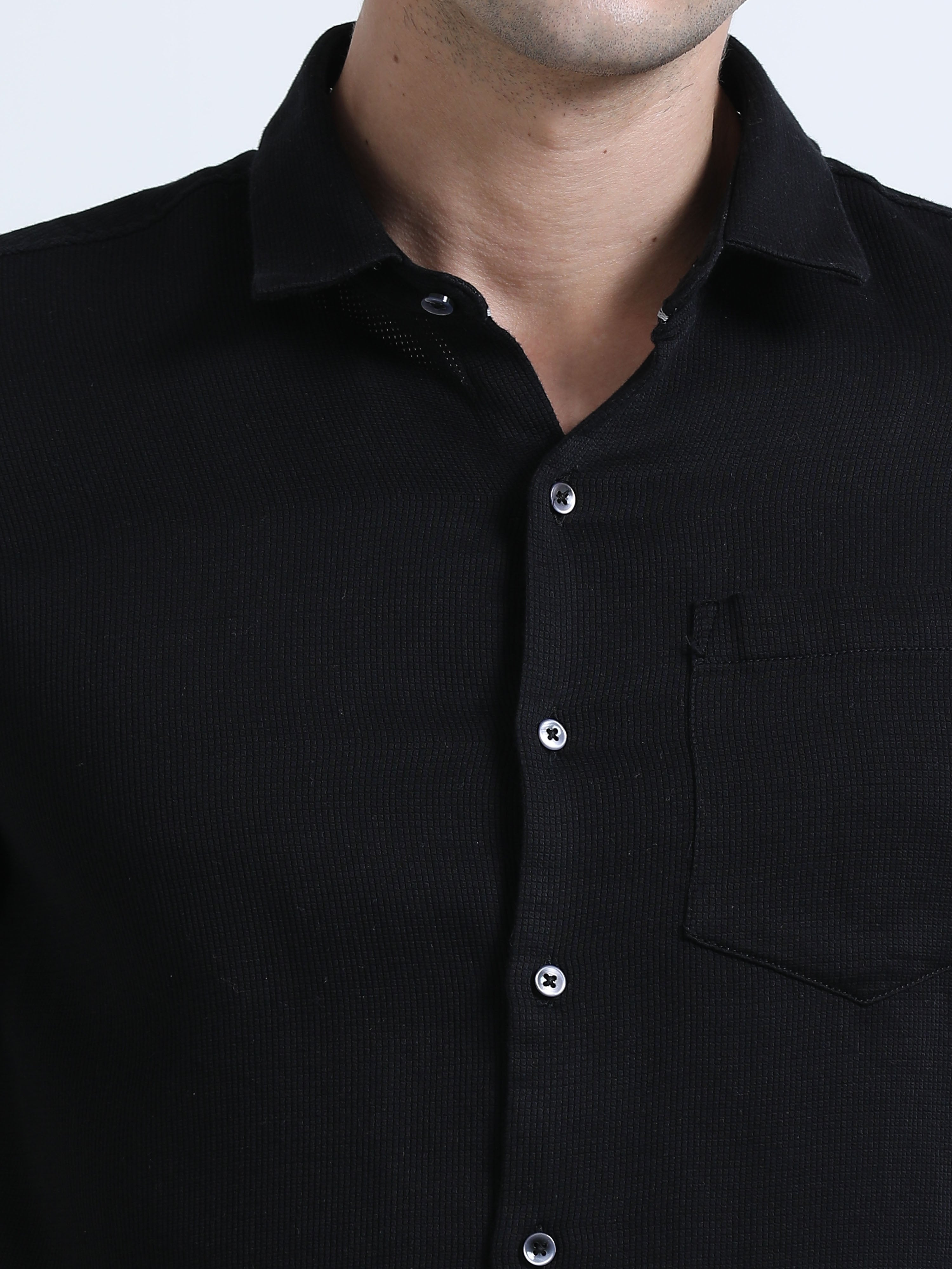 Men's Black Slim Fit Dobby Half Sleeve Casual Shirt
