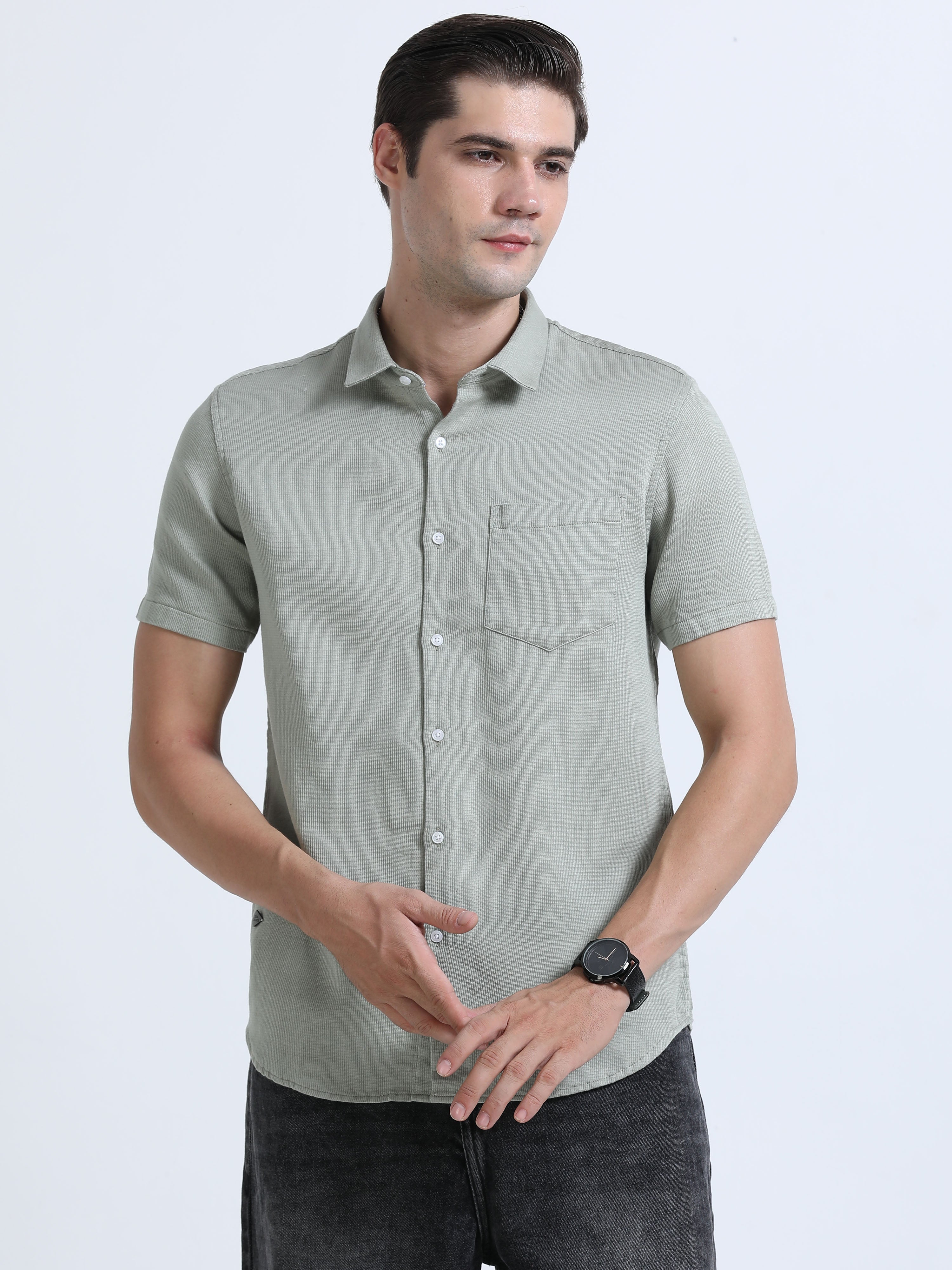 Men's Light Grey Slim Fit Dobby Half Sleeve Casual Shirt
