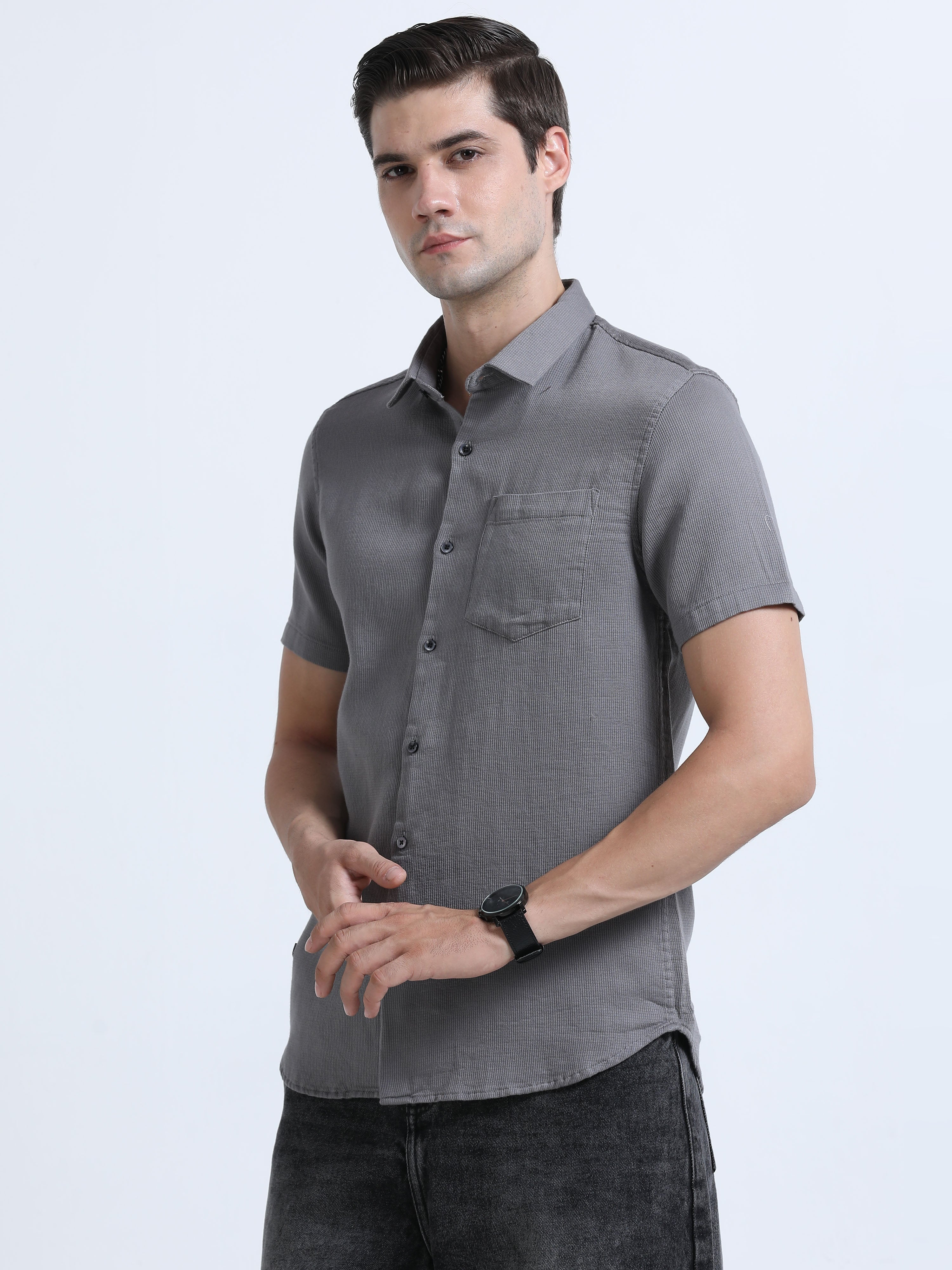 Men's Grey Slim Fit Dobby Half Sleeve Casual Shirt