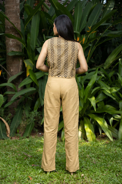 Women’s Classic Chevron Print Cotton Linen Overlap Top with Adjustable Waist Studio Sienna