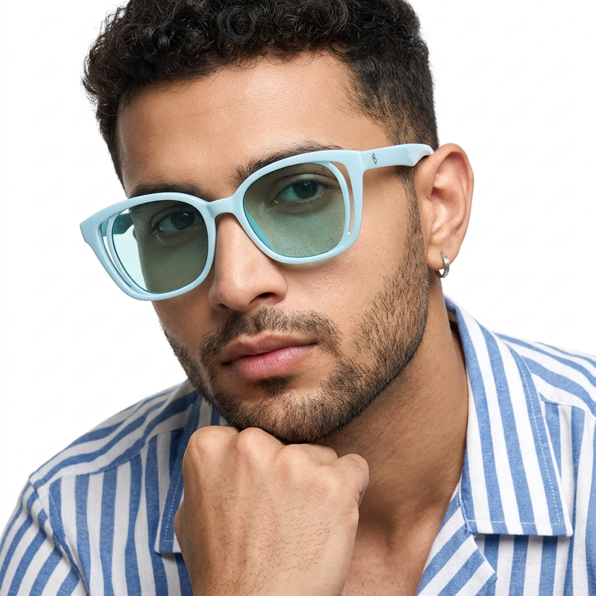 Eyejack Sea Blue Round Sunglasses for Men and Women - worn by a male model (image 3)
