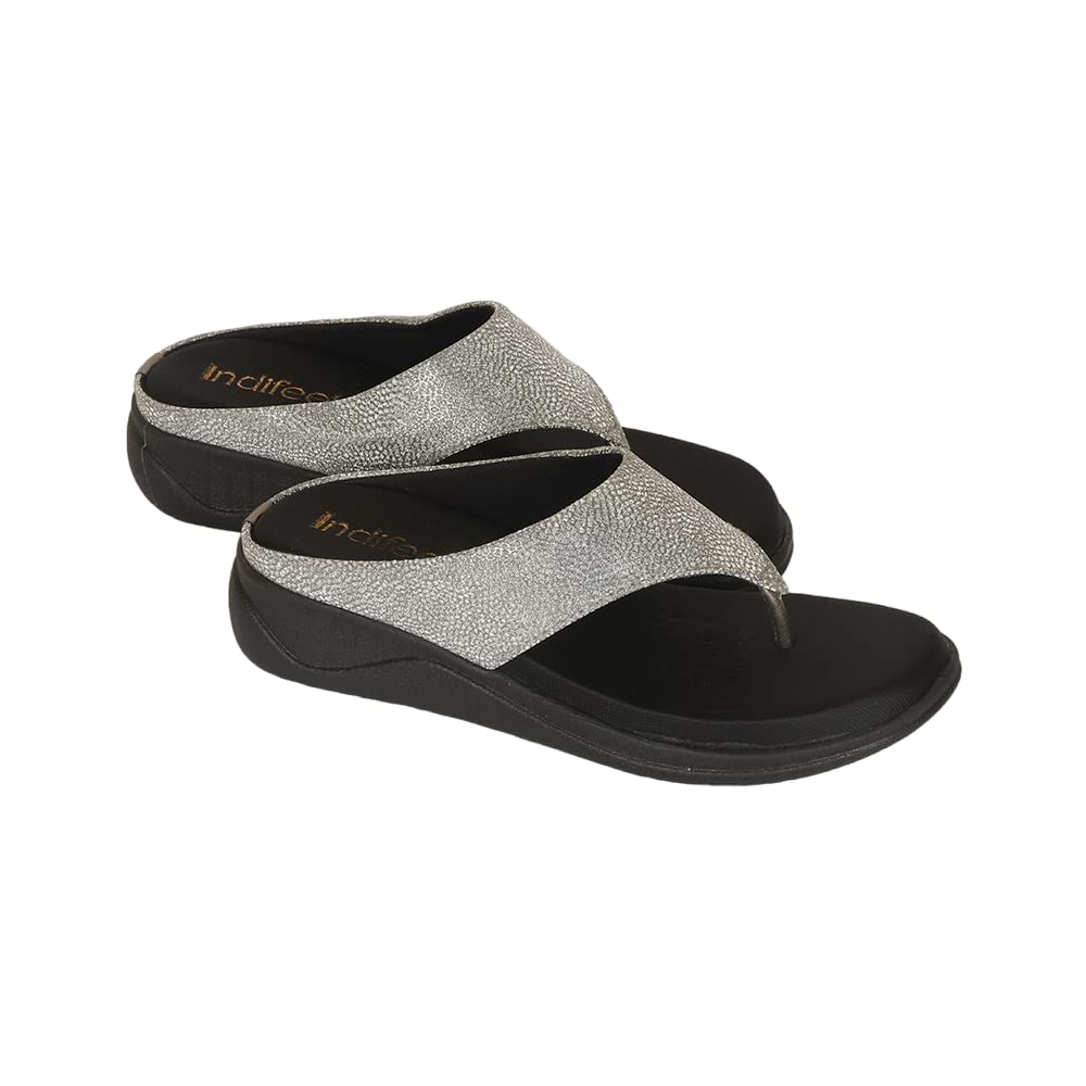 Indifeet Stylish Platform Heel Thong Sandals - Silver - View 4
