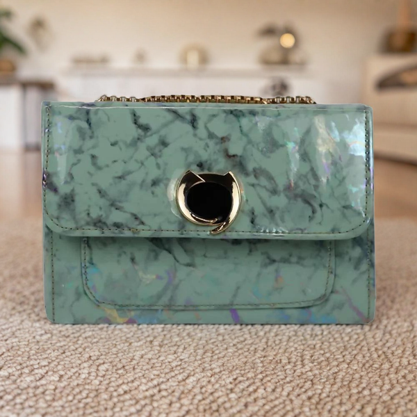 Chic on the Go: The Leather Sling Style (Gardient Green)