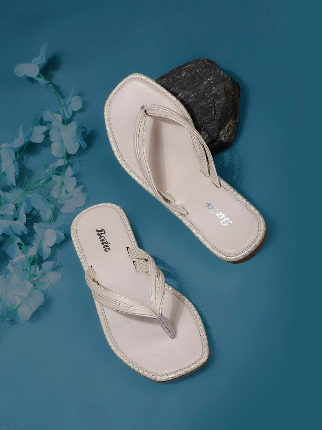 Bata Women Off White Casual Thong Flats - Off White - View 6