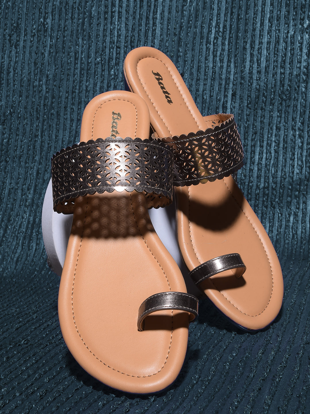 Bata Women Gunmetal Casual Toe Ring Flats - Gunmetal - View 6
