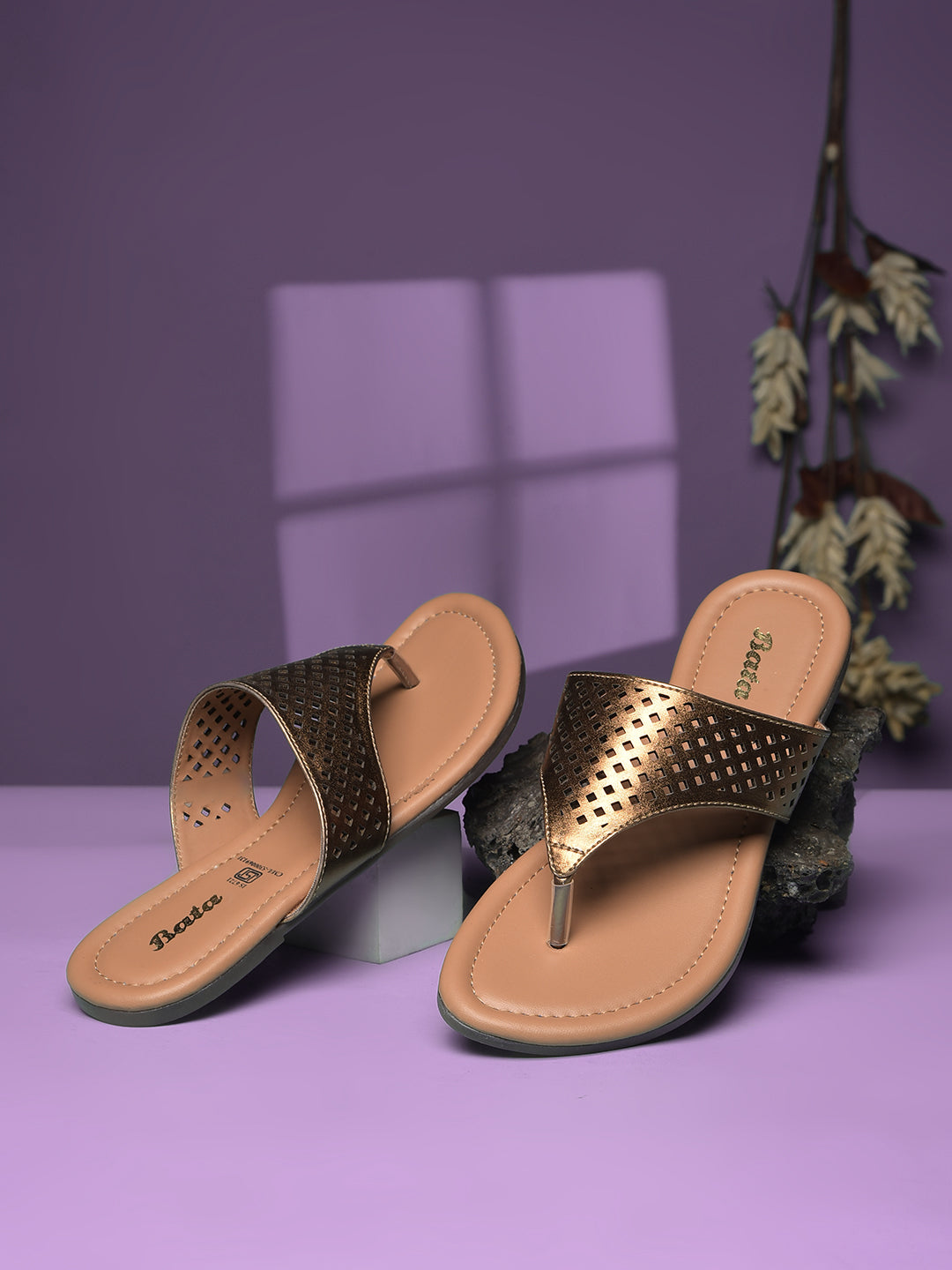Bata Women's Copper Casual Thong Flats - Copper