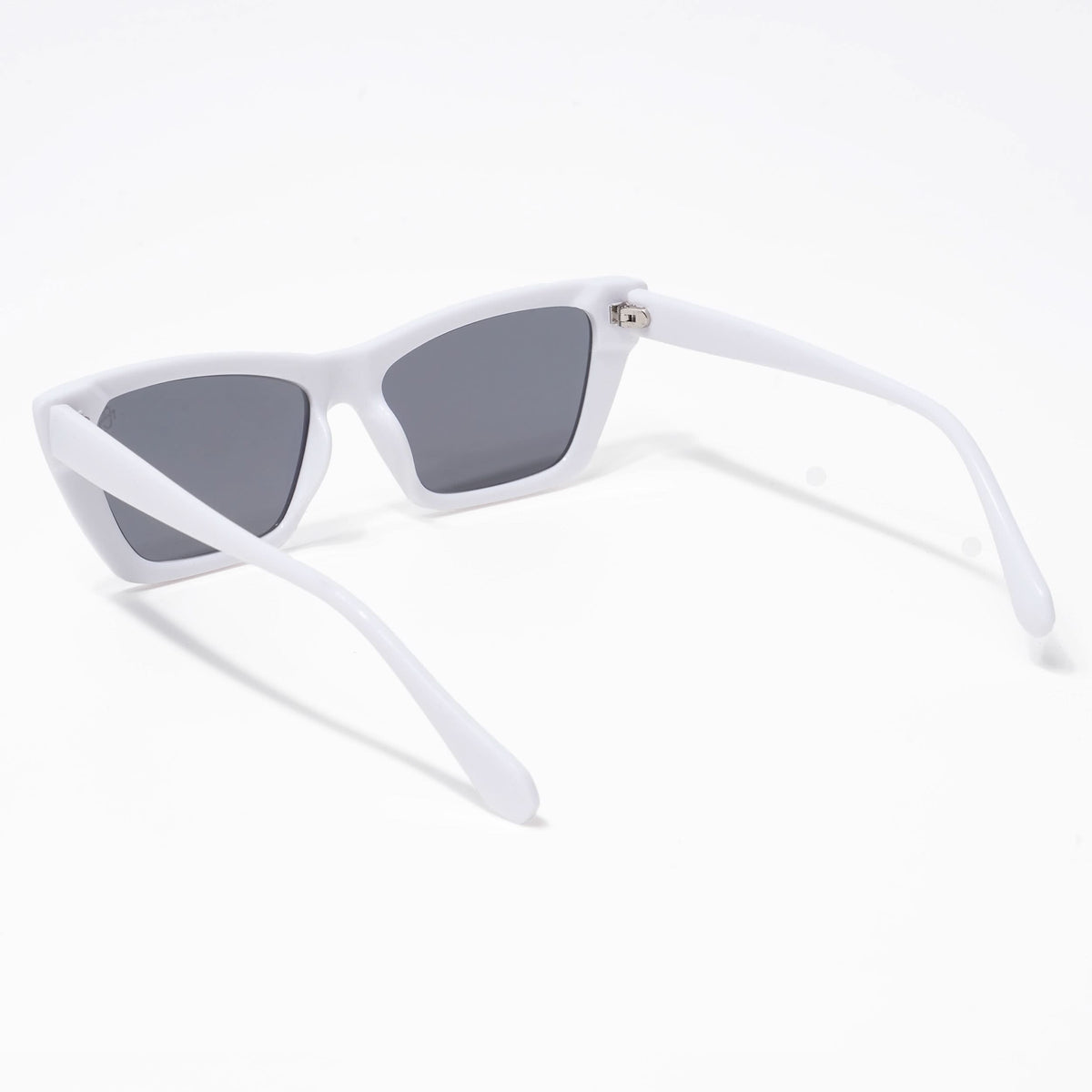 Eyejack White Cateye Sunglasses for Men and Women - Style L543 - view 3