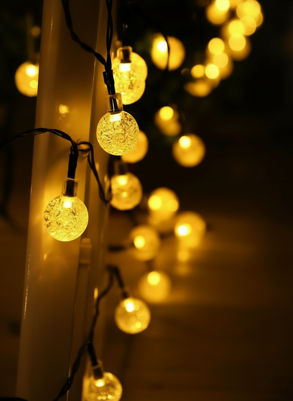 Crystal bubble shaped ball LED string light (14 lightS) collectivezone