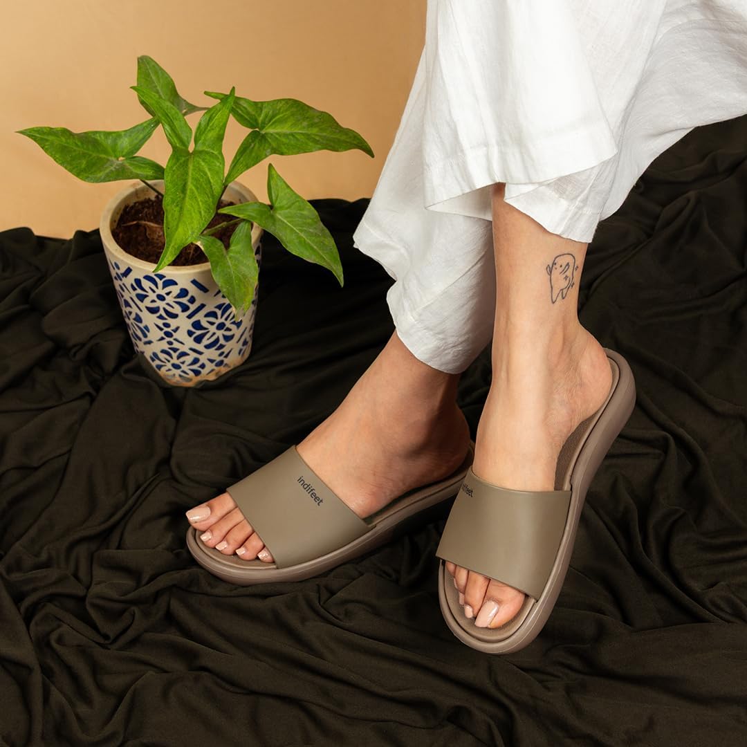 Indifeet Comfortable Rubber Slides for Women - Brown - View 5