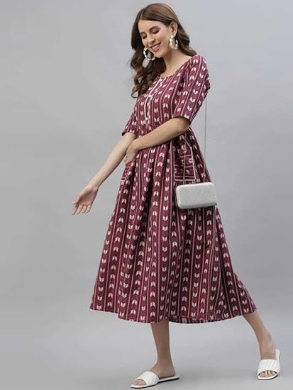 Womens Dobby Cotton Pocket Pleated kurti, Maroon