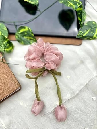 Simple Tulip-Inspired Hair Band – additional view