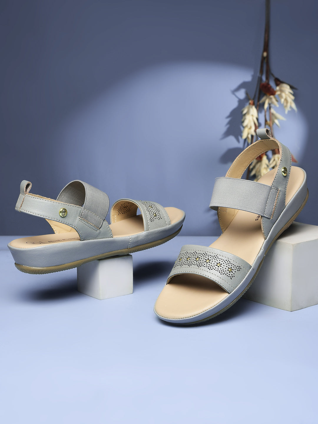 Hush Puppies Women Grey BackStrap Wedge Heel Sandal - Grey - View 6