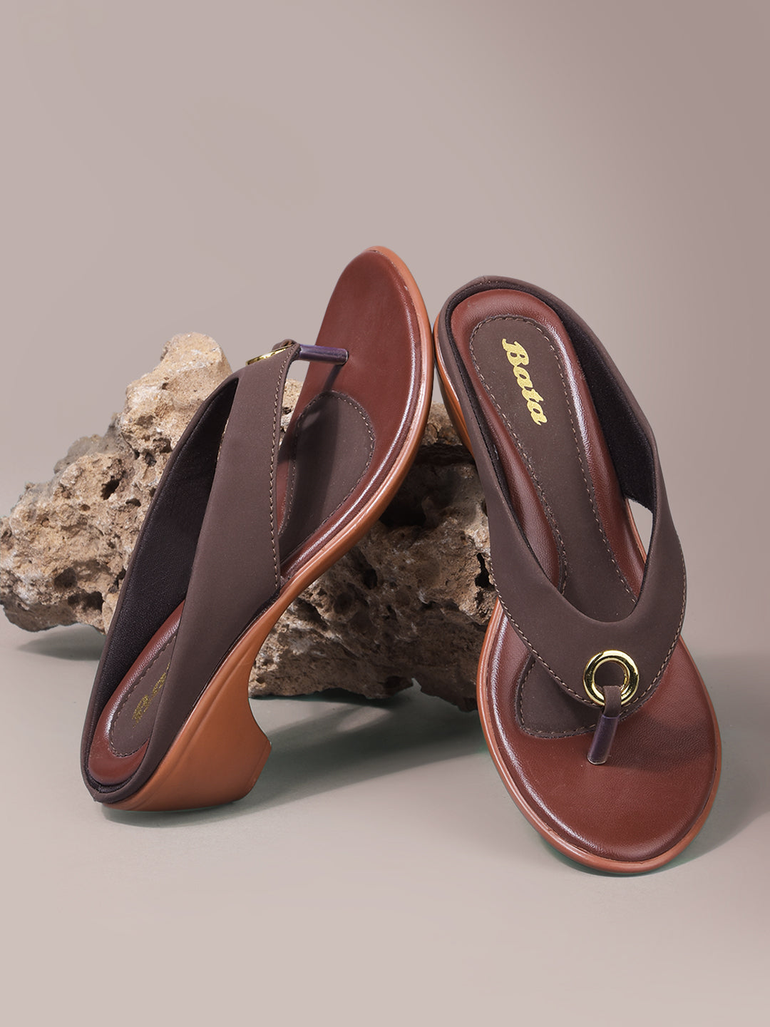 Bata Women Brown Block Heel Thong Sandal - Brown - View 6