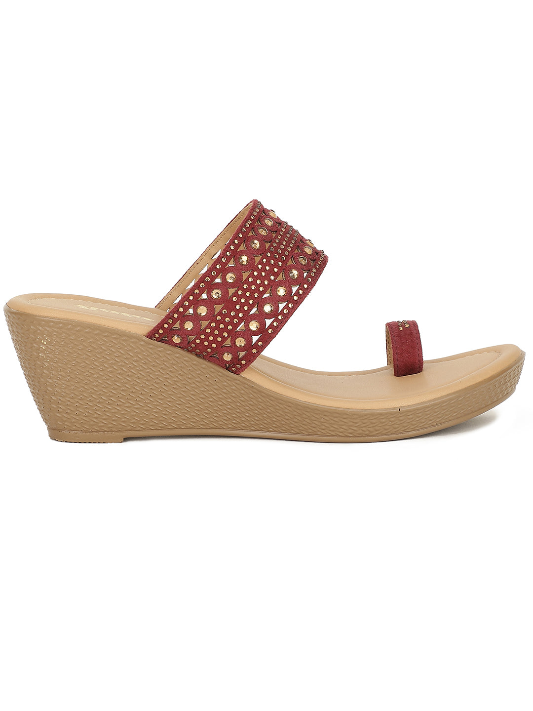 Bata Women Maroon Wedge Heel Toe Ring Sandal - Maroon - View 2