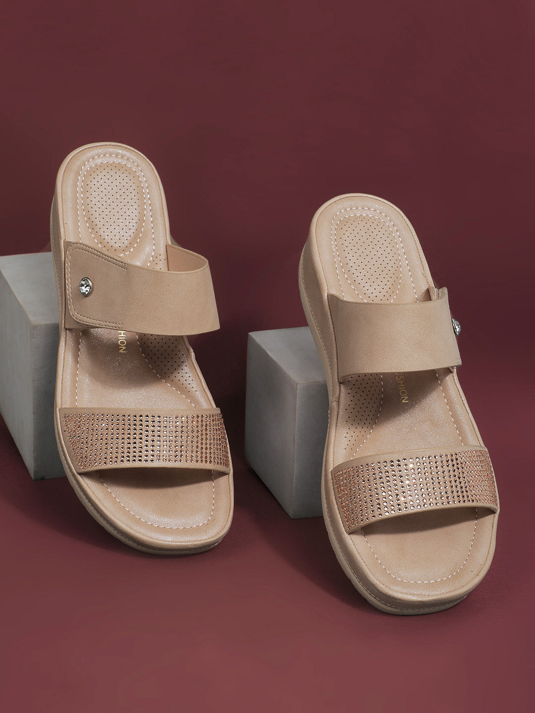 Bata Comfit Women Rose Gold Wedge Heel Mule Sandal - Rose Gold - View 6