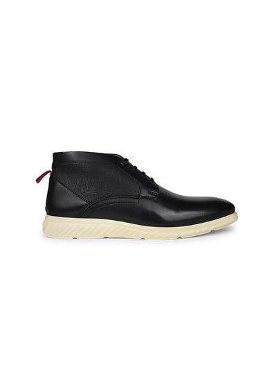 Bata Men Black Casual Ankle Length Lace-up Boots - Black - View 2