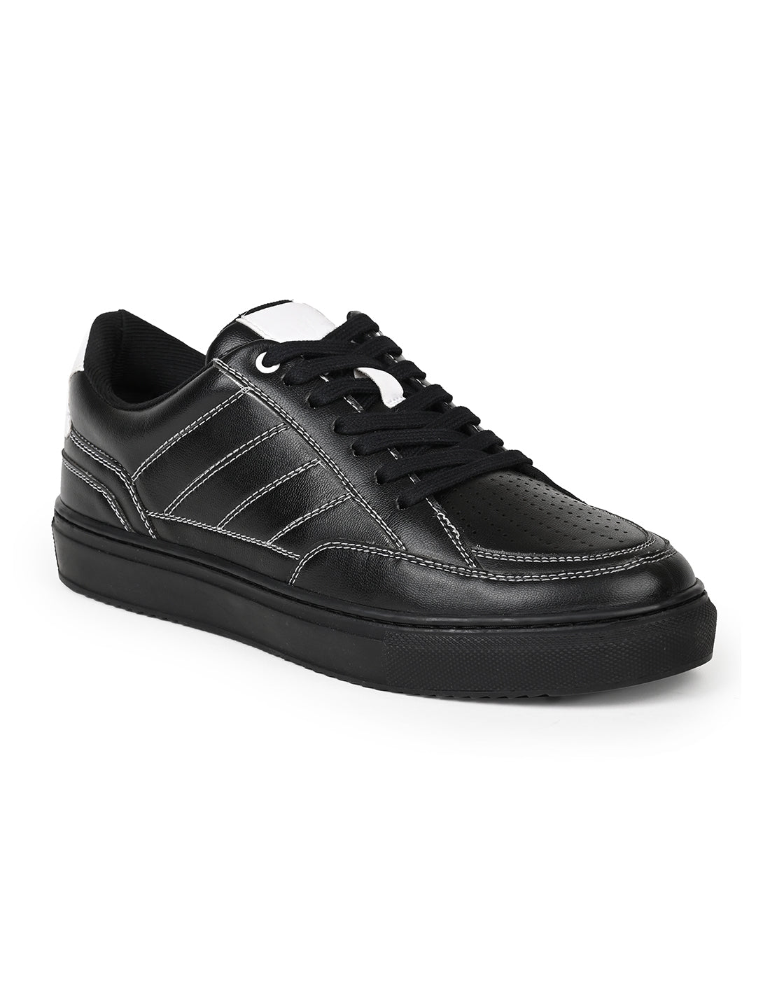 The Groove-01 Black & White Men Casual Sneaker V8 By Ruosh