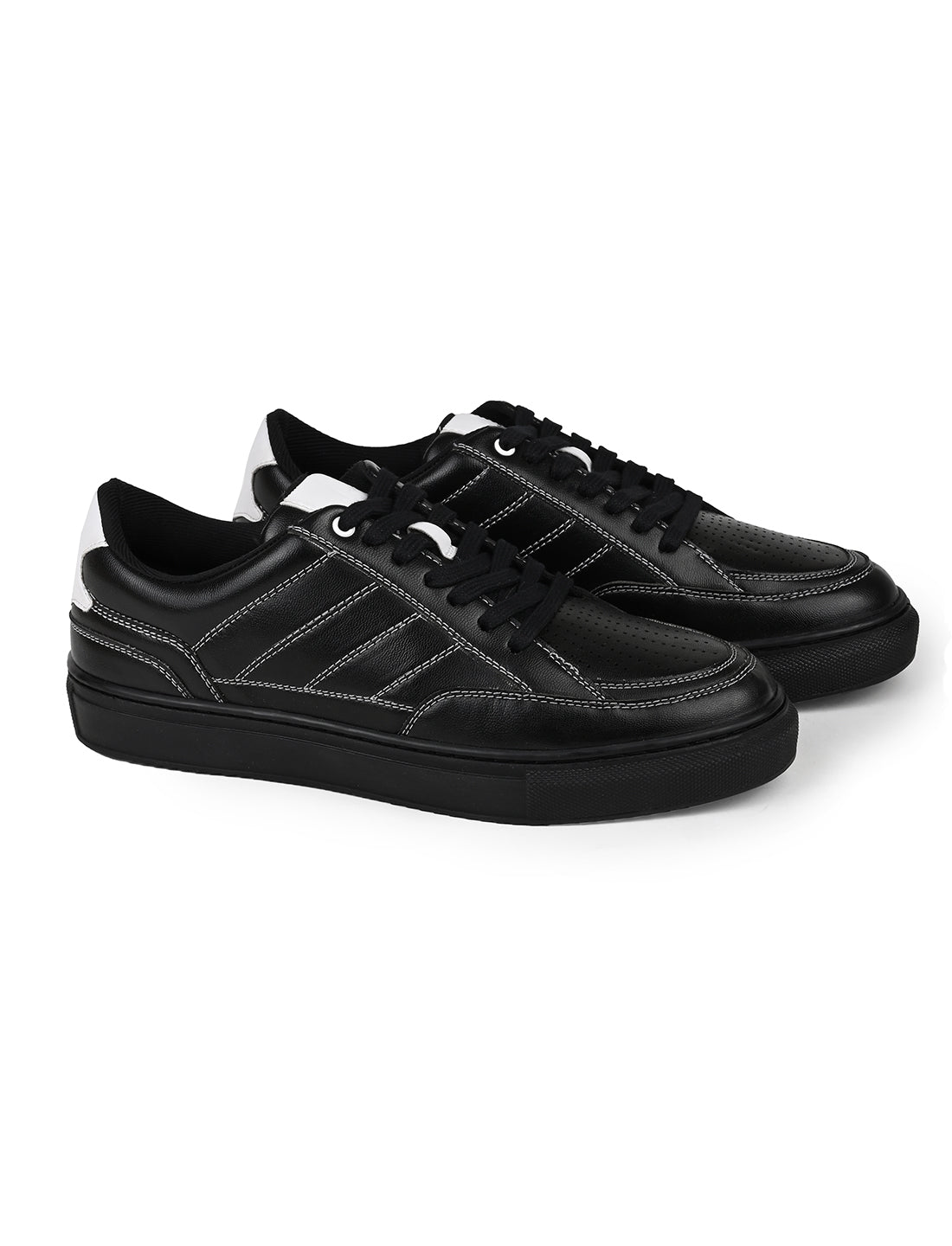 The Groove-01 Black & White Men Casual Sneaker V8 By Ruosh