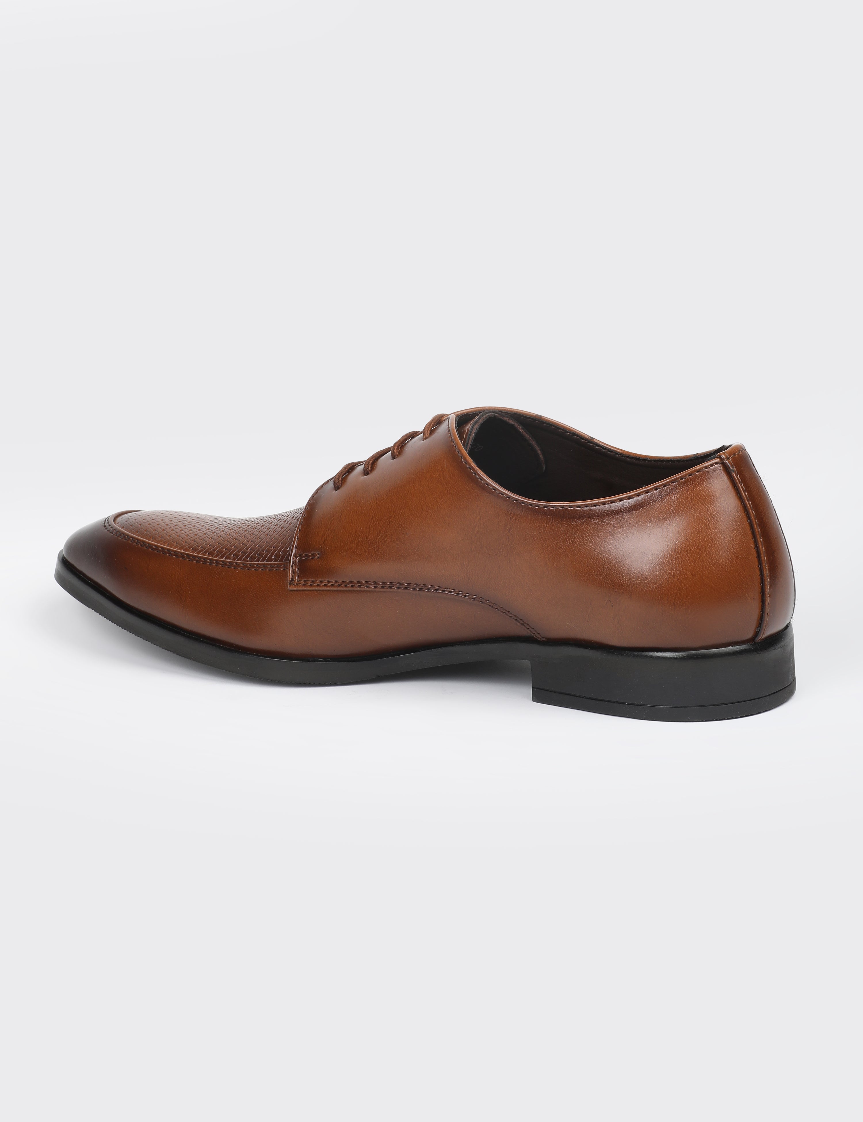 The Aura Tan Men Apron Toe Derby V8 By Ruosh