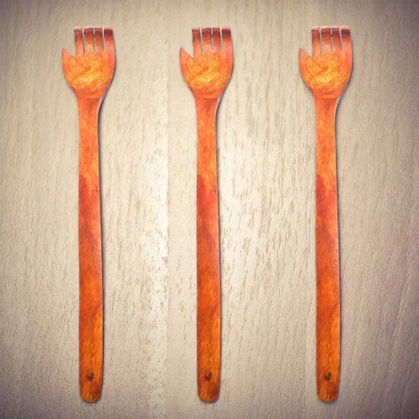 santarms wooden back scratcher itching hand stick (Pack of 3)