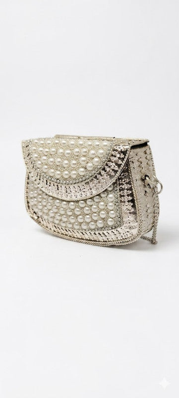 Buddy Cares Metal Bag for Women, Silver Pearl Embellished Clutch Purse with Chain Strap – U-Shape – view 4 – Buddy Cares
