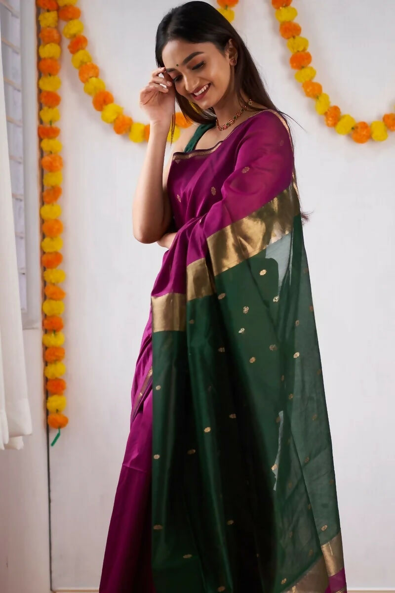 AXONIT Contrast Collection Cotton Saree with Golden Border and Green Pallu