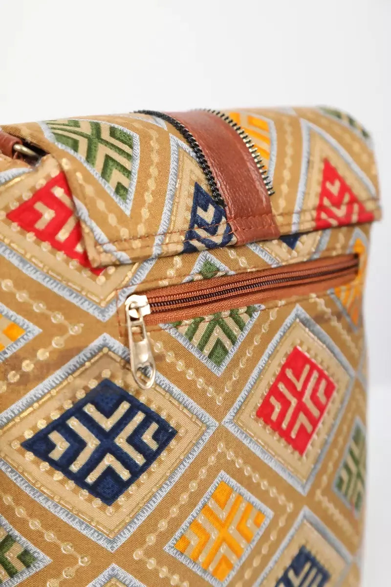 1711523990359__1711523989824__145A2533