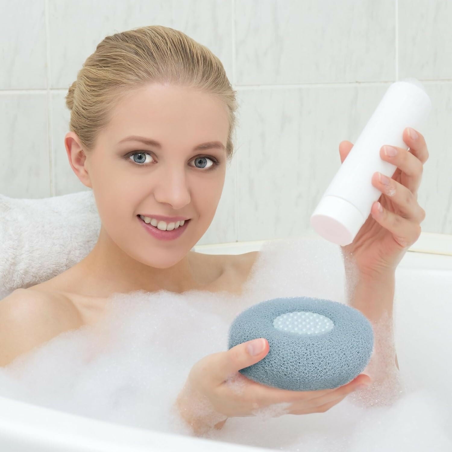 Exfoliating Round Loofah Bath Brush Soft Mesh Body Scrubber for Deep Cleansing, Gentle Exfoliation & Relaxing Massage