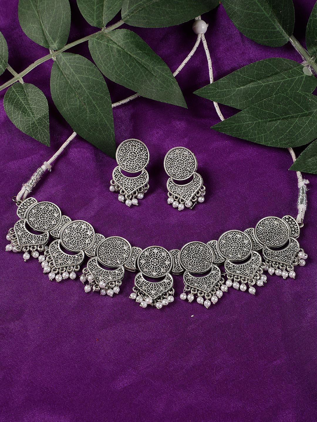 Silver-Plated Choker Necklace Jewellery Set