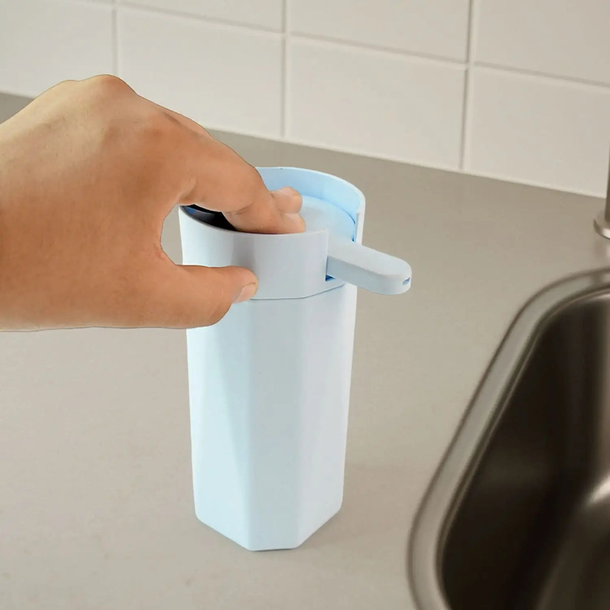 Apex Push It Soap Dispenser Approx 300ml (1 Pc) HP DD