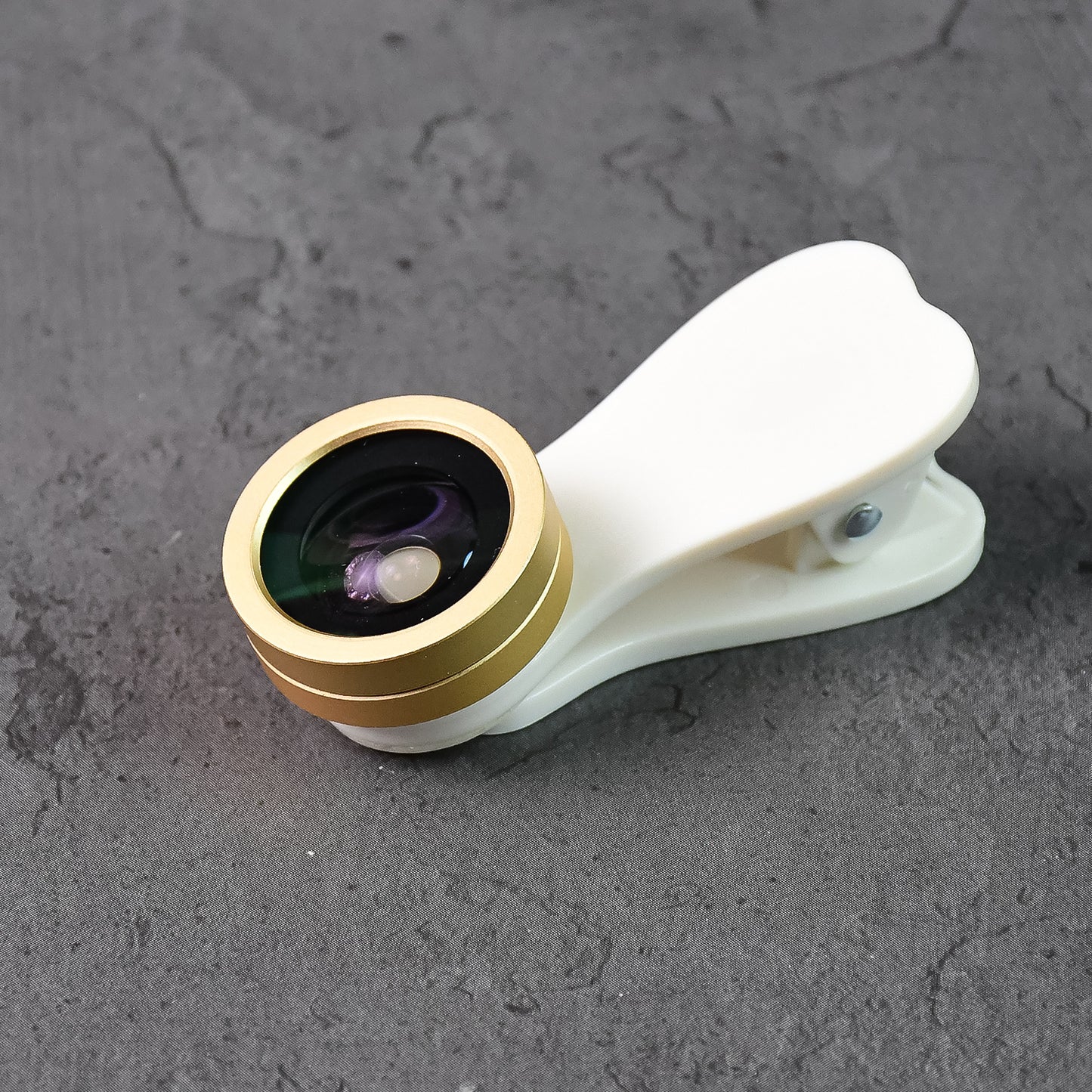 Universal Clip-On Mobile Camera Lens Kit – Wide Angle, Macro &amp; Fisheye Photography Set with Lens Covers &Carry Pouch for Smartphones and Tablets (1 Set)