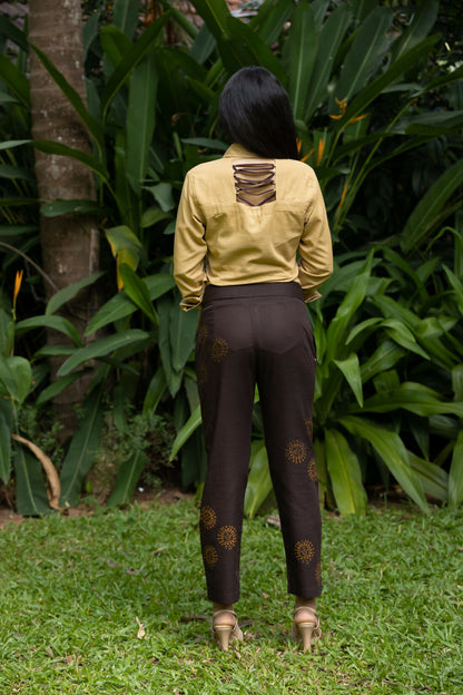 Mellow Shirt Women’s Solid Neutral Full Sleeve Cotton Shirt with Criss-Cross Back Detail Studio Sienna