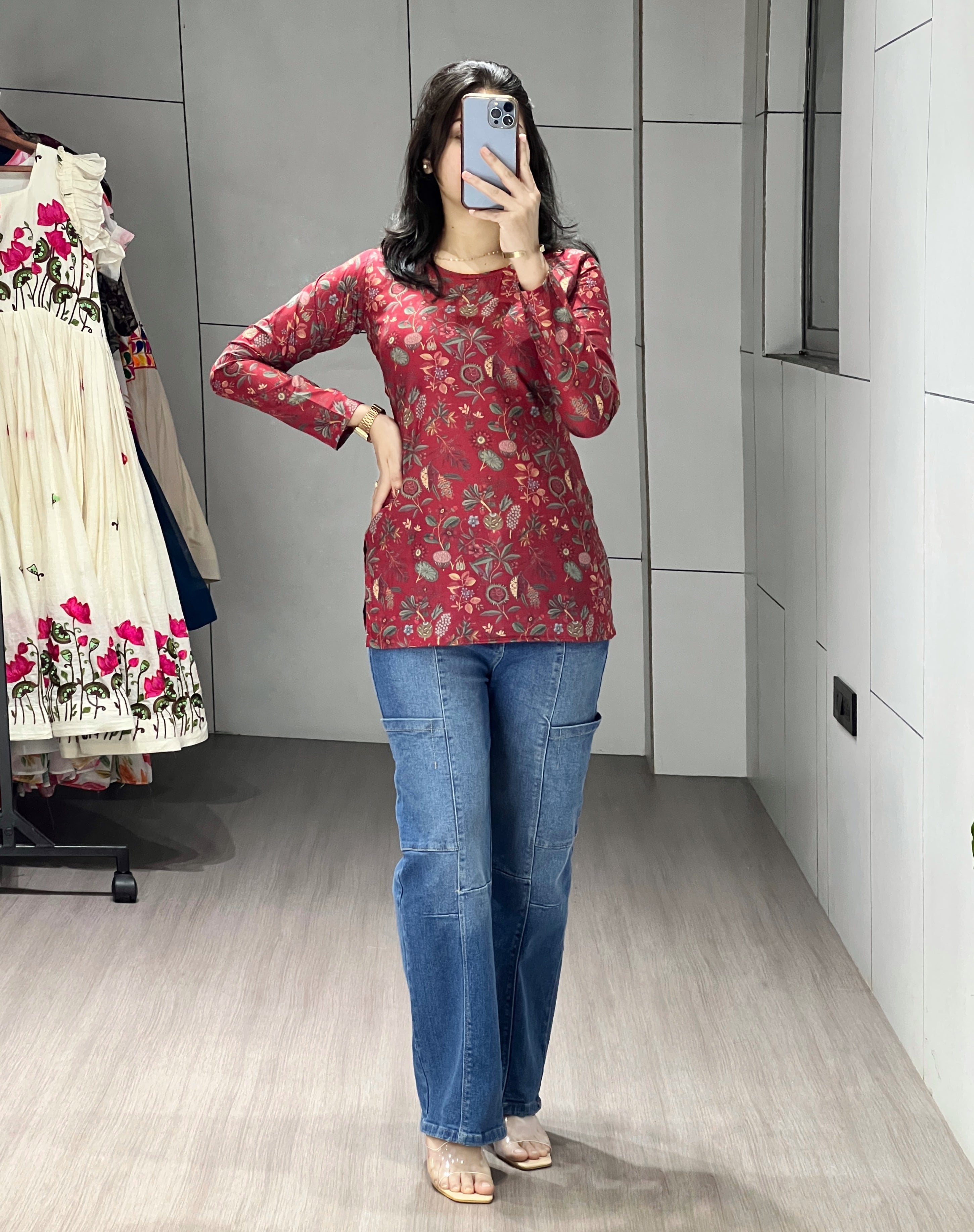 Trendy Floral Sleeved Kurtis
