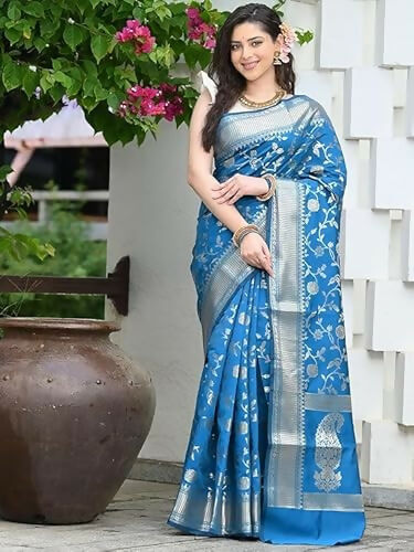 AXONIT Soft Silk Saree with Golden Zari Floral & Peacock Weaving