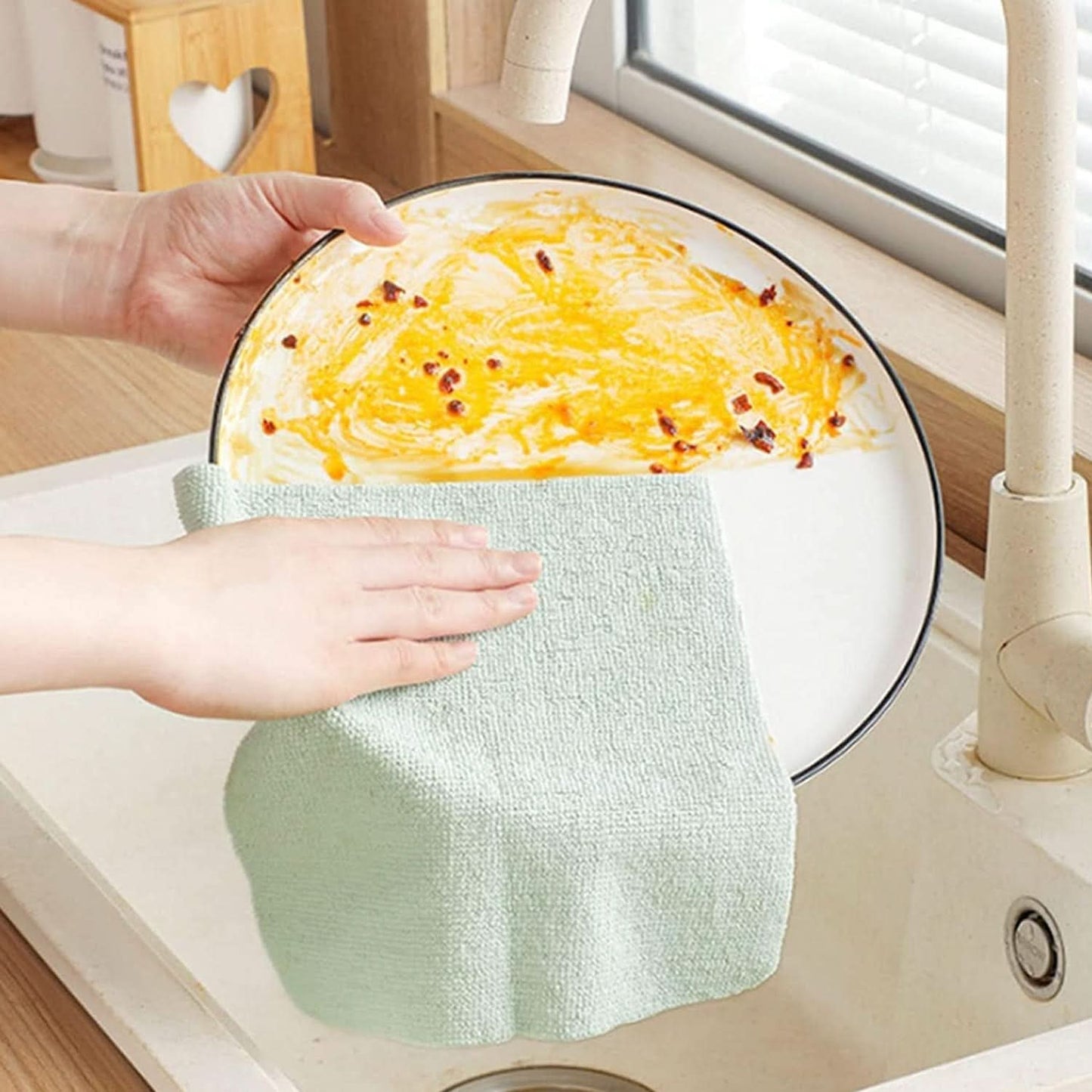 Microfiber Cleaning Cloth With Box Magic Wipe (10 Pcs Set)