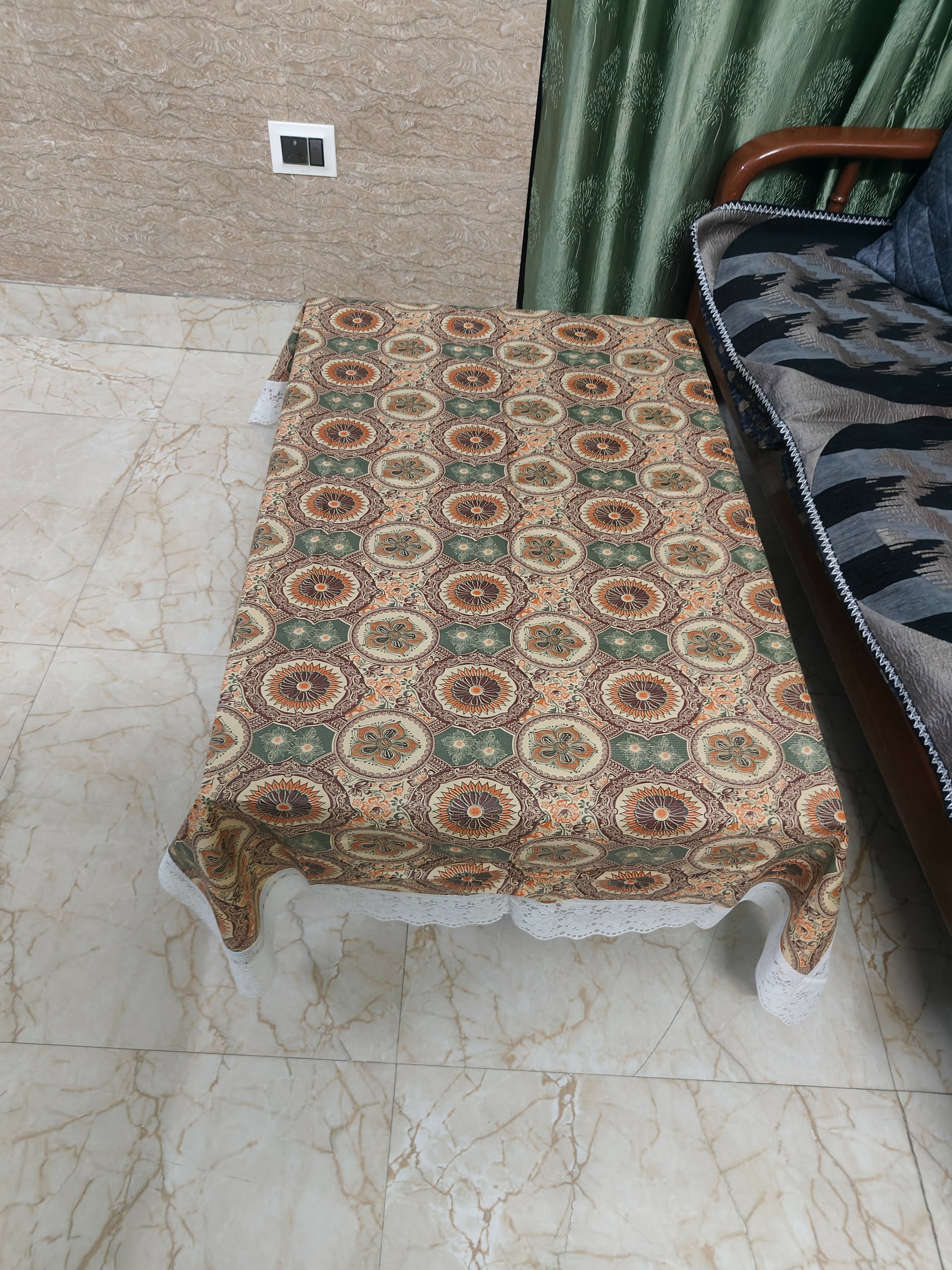 1742401688197-0267f27a43cc4757-FC5D00C5BCA88E16131428967A66C249