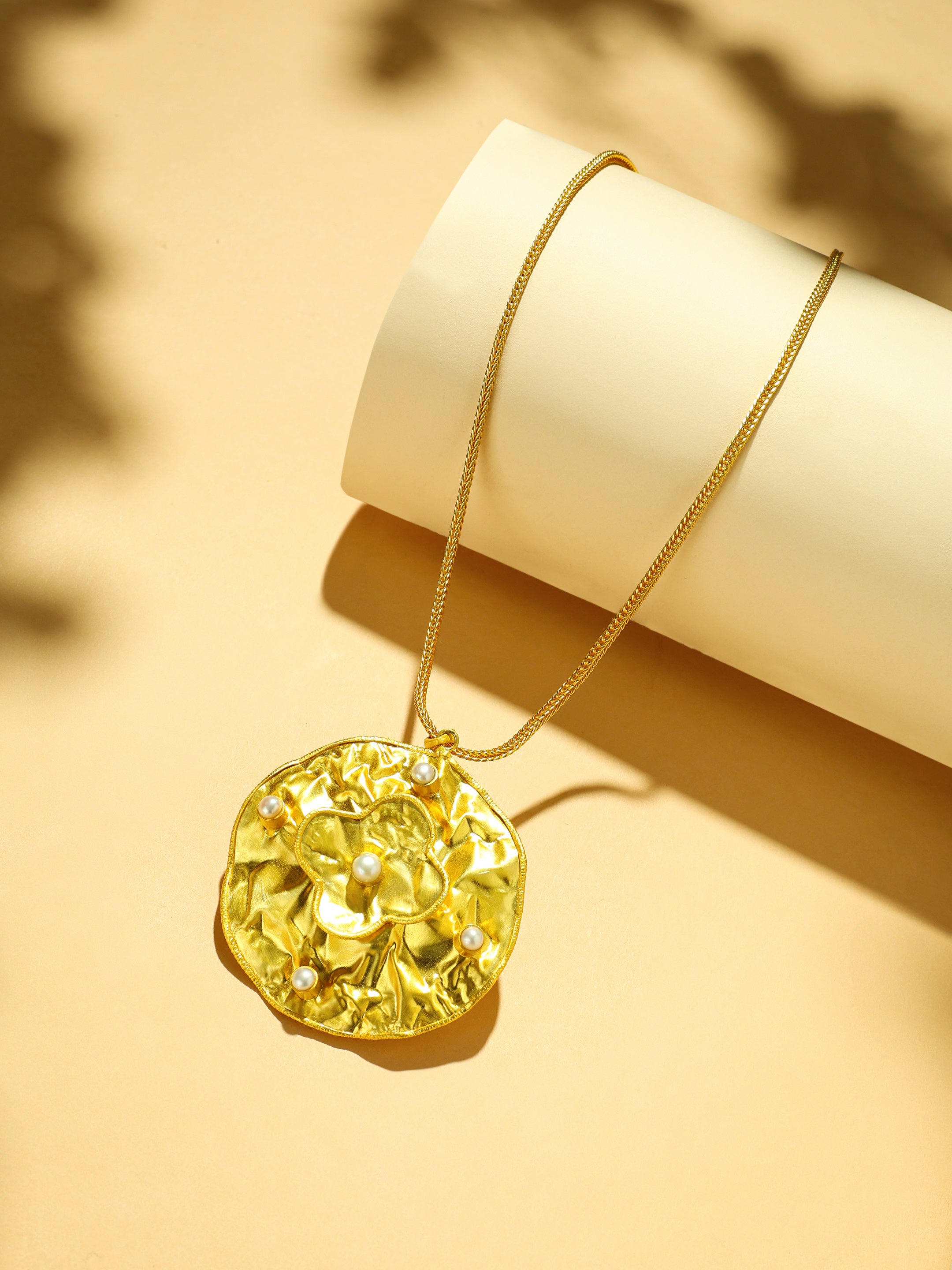 18K Gold-Plated Pearl Pendant with Chain