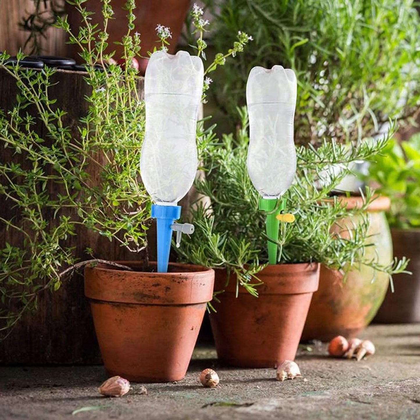Self Watering Spikes for Plants Adjustable Drippers (1 Pcs)