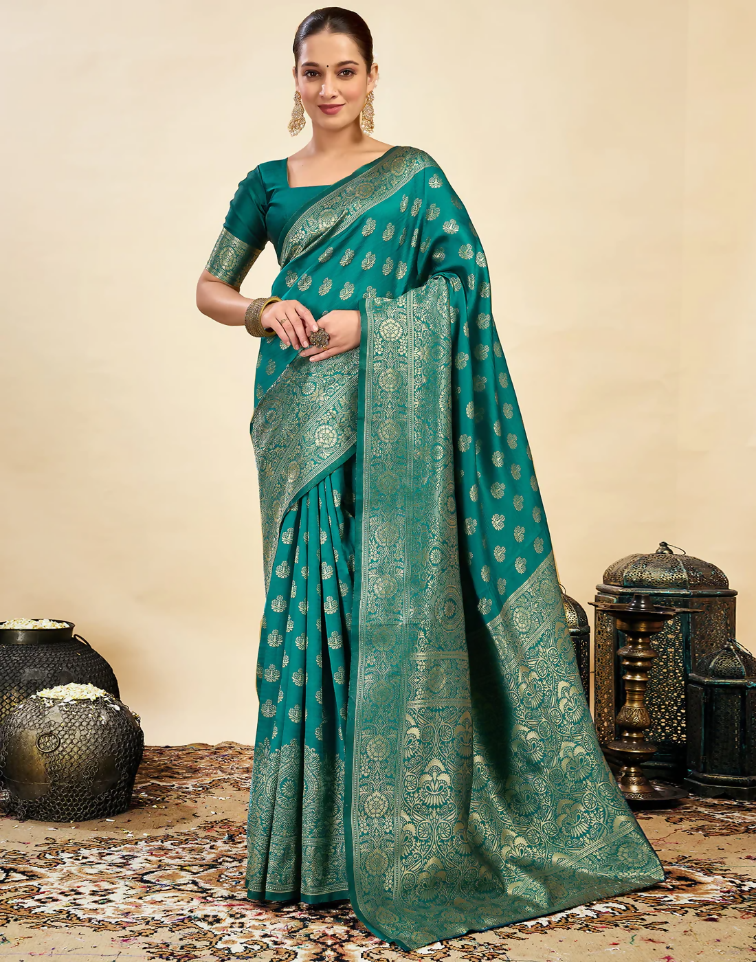 Royal Emerald Jacquard Saree with Golden Zari Work & Heavy Brocade Border