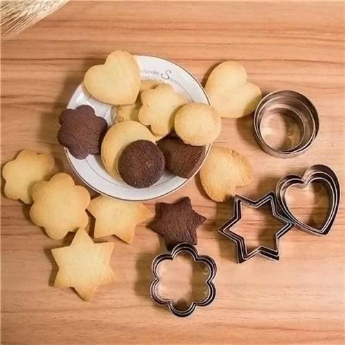 Stainless Steel Cookie Cutter Set (4 Different Shapes 3 Sizes) - HalfPe