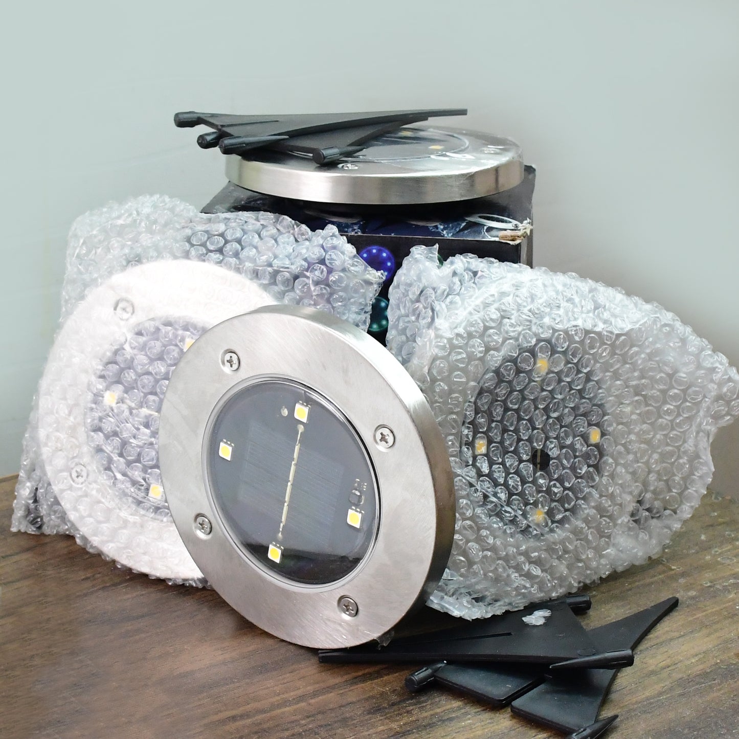 Solar Powered LED Garden Lights – Outdoor Waterproof Pathway & Landscape Lighting for Lawn (4 Pc)