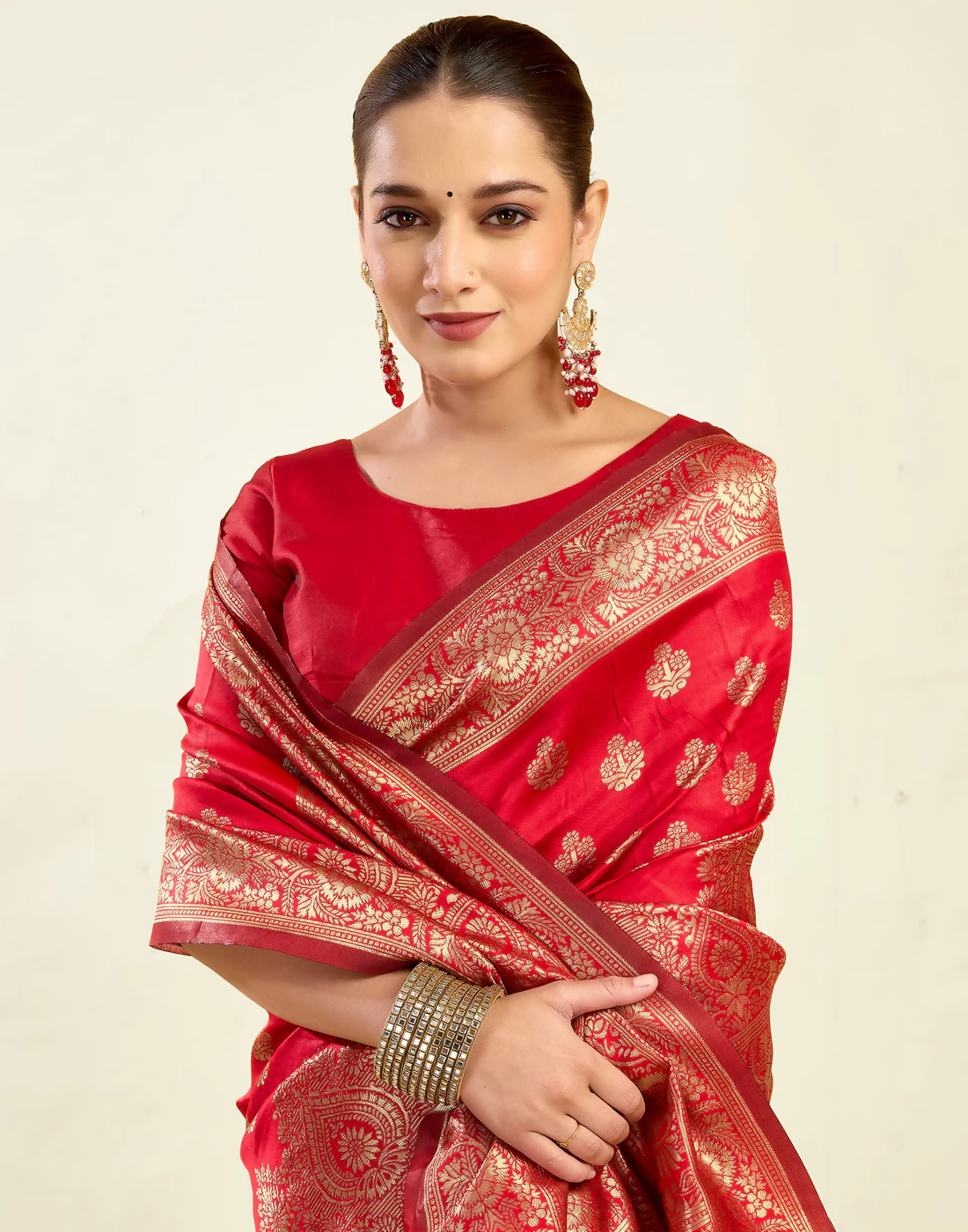 Royal Emerald Jacquard Saree with Golden Zari Work & Heavy Brocade Border