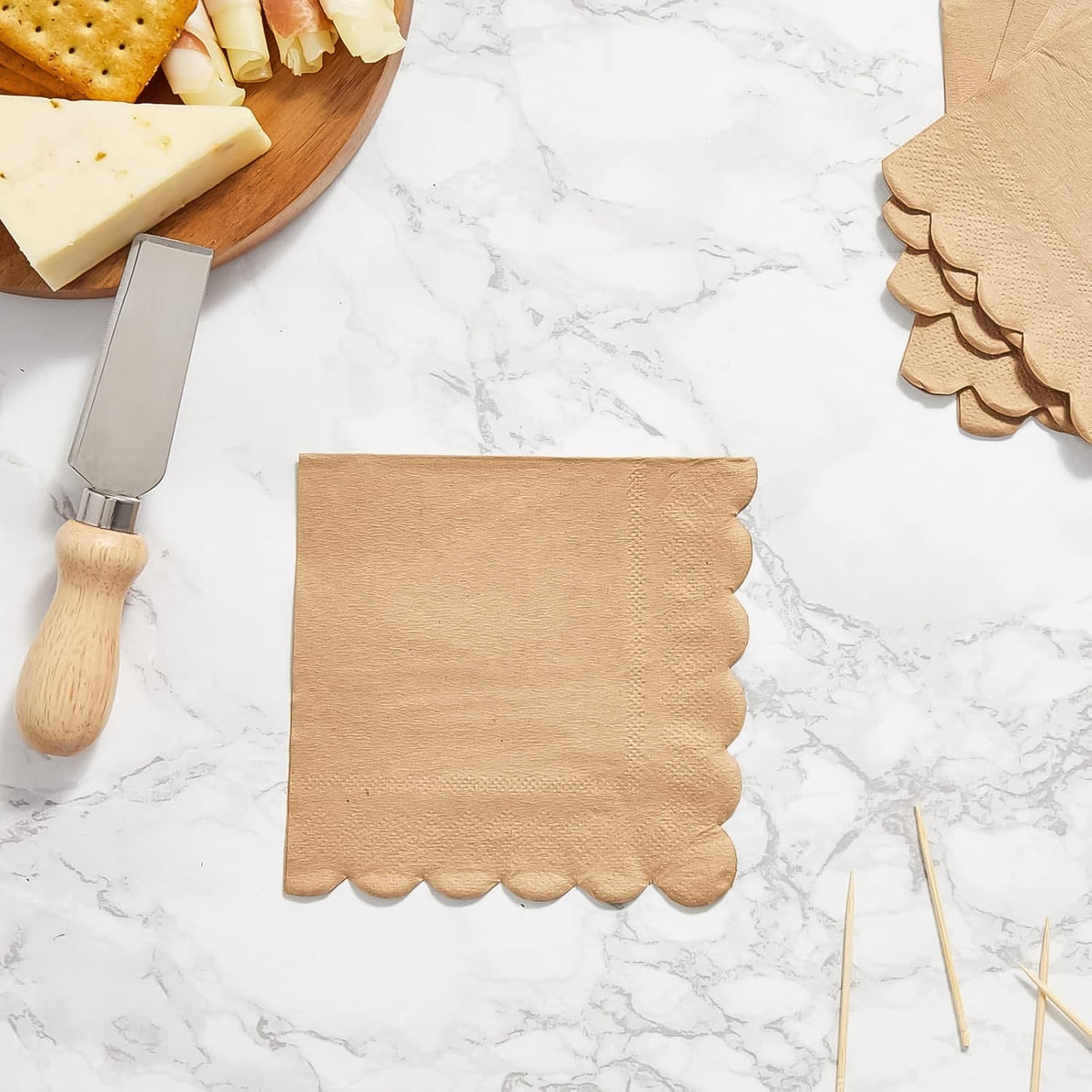 Disposable Scalloped Edge Tissue Napkins Set (120 Pc) HP DD