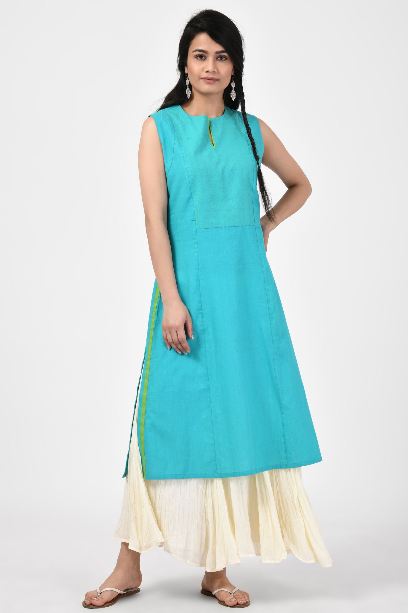 Turquoise Embroidered Mangalgiri Kurta