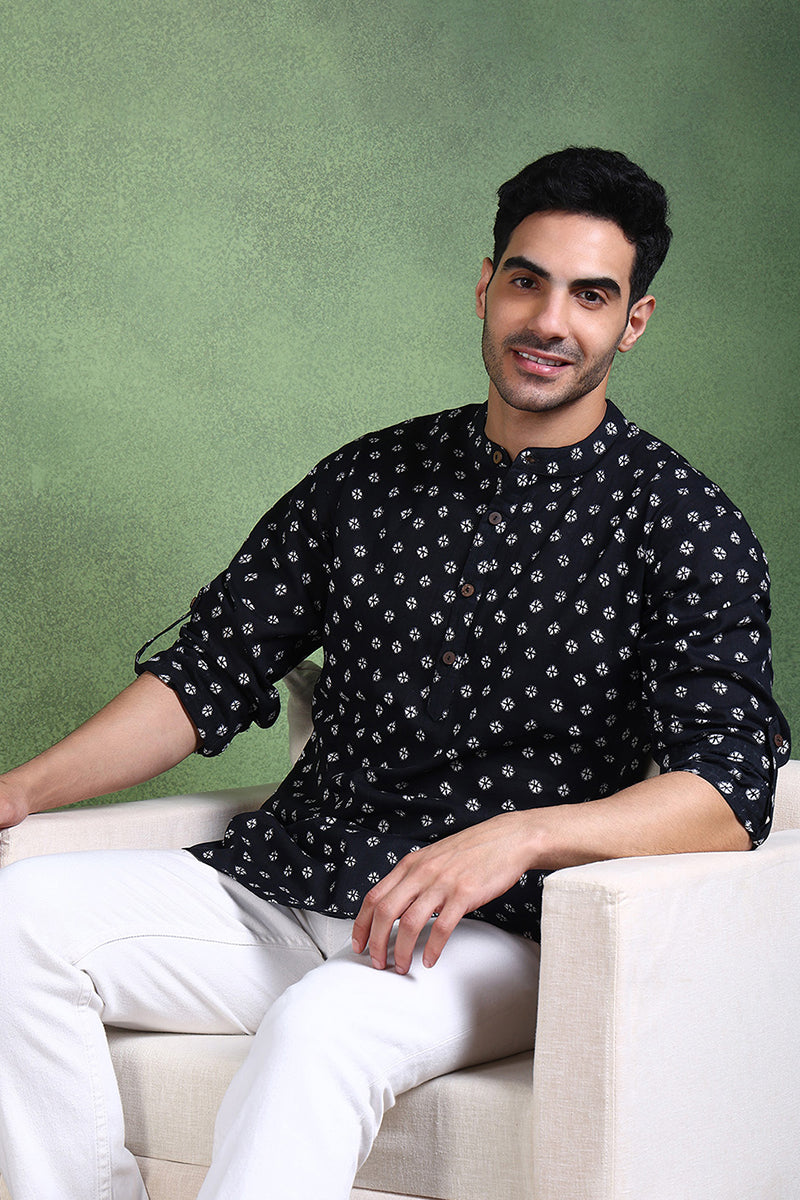 Ethnic Bay Black Cotton Bandhani Printed Straight Short Kurta For Men