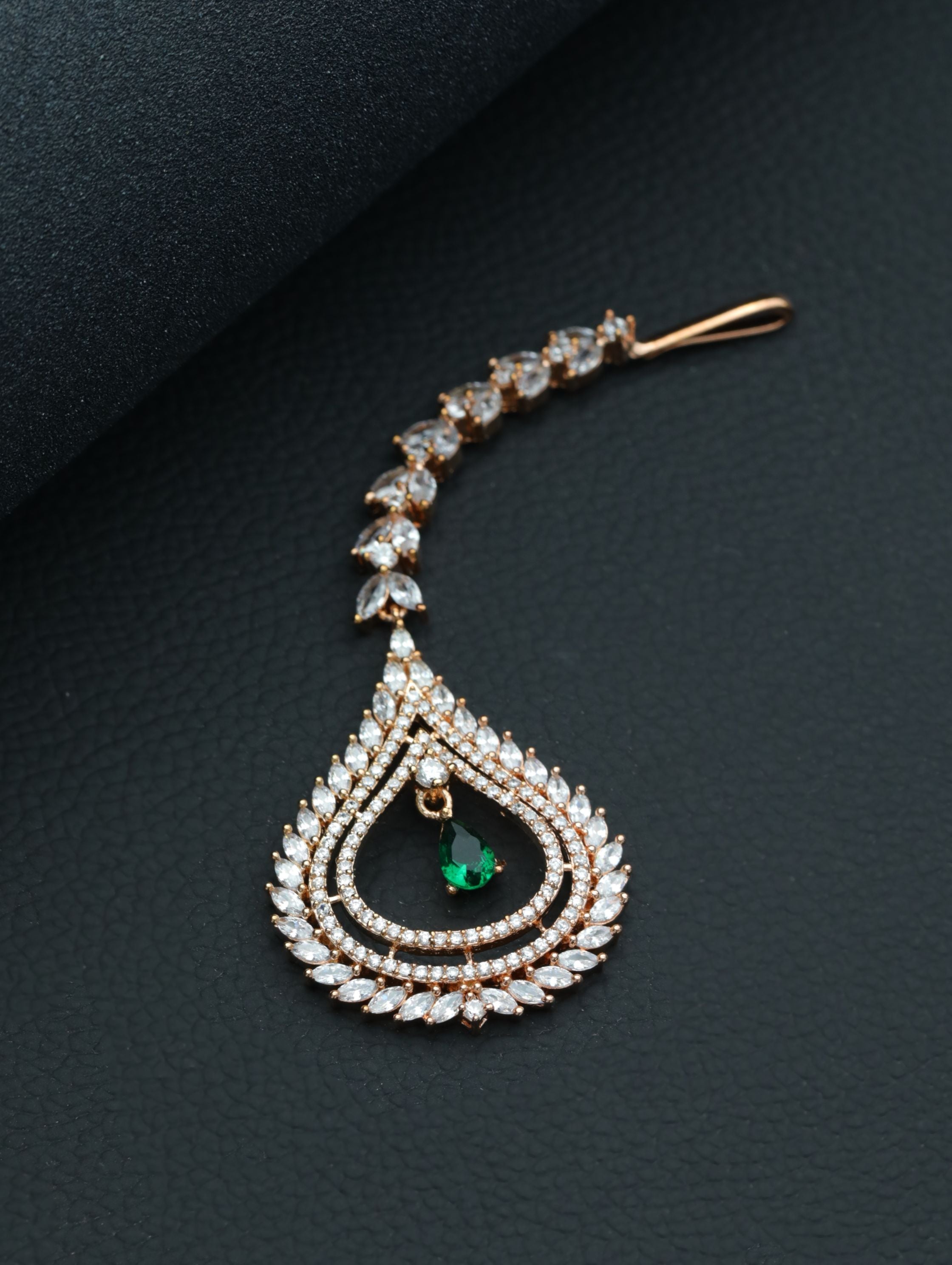 Rose Gold-Plated Green Ad-Studded Handcrafted Maang Tikka