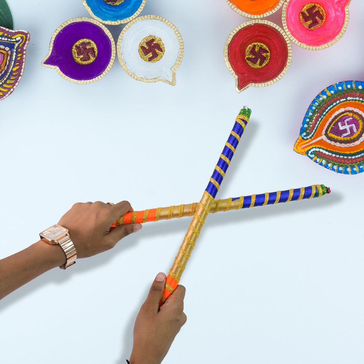 Traditional Decorative Dandiya Sticks Pair For Navratri Garba (2 Pc) HP DD