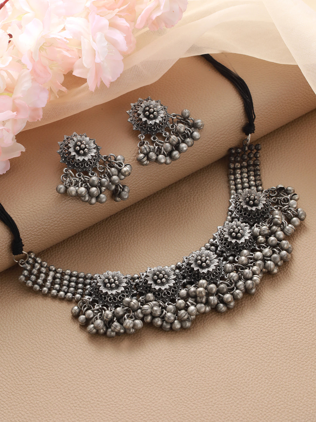 Silver Plated Flower Motif Oxidised Necklace